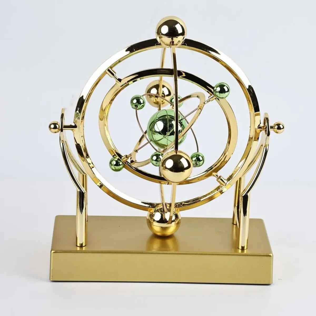 PÉNDULO CELESTIAL DE MOVIMIENTO PERPETUO